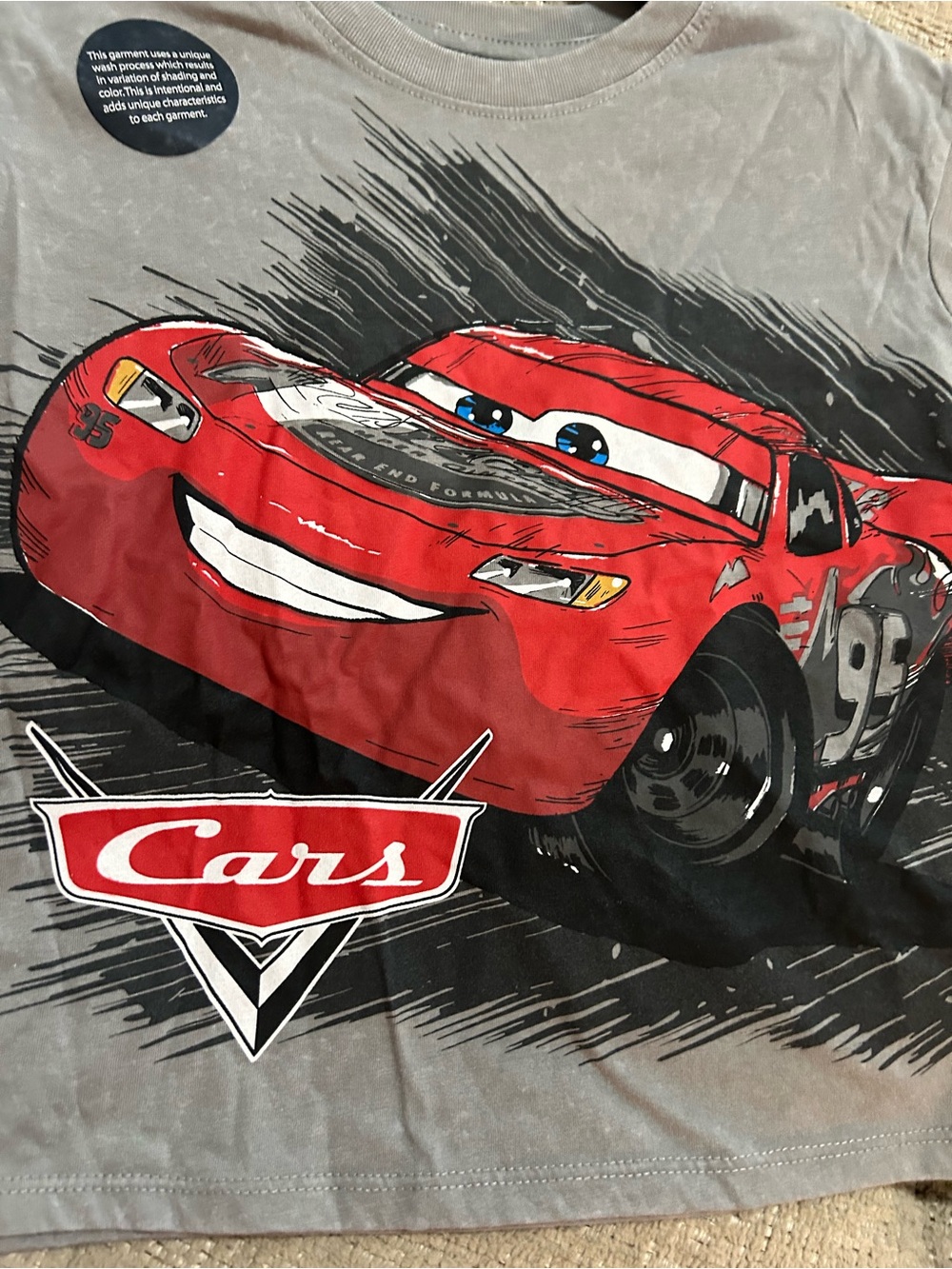 Disney Cars Lightning McQueen Red Graphic Kids T‑Shirt size 2 - Picture 2 of 4